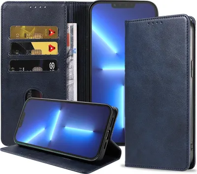 Zdjęcie produktu dla Skórzane etui Smartphonica na iPhone'a 13 Pro Max z magnetycznym zamknięciem i kieszonkami na karty - niebieskie