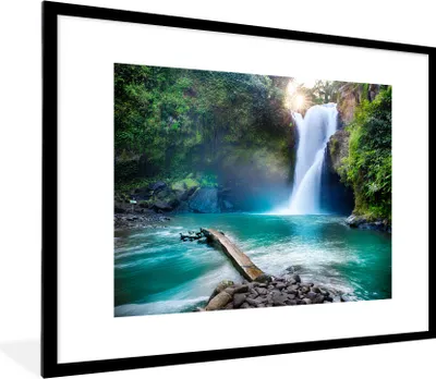 Produktbild von MuchoWow® Gerahmtes Poster Wasserfall - Steine - Landschaft - Pflanzen - Wasser 80x60 cm - Poster mit Schwarzem Bilderrahmen Wandposter Rahmen Foto Bilder - Schlafzimmer-Dekorationen - Fotoposter