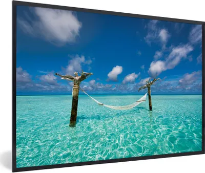 Produktbild von MuchoWow® Gerahmtes Poster Meer - Hängematte - Himmel 90x60 cm - Poster mit Schwarzem Bilderrahmen Wandposter Rahmen Foto Bilder - Fotorahmen - Foto-Plakat