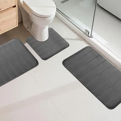 Imagen del producto de Juego de tres alfombrillas de baño de microfibra suave con base antideslizante