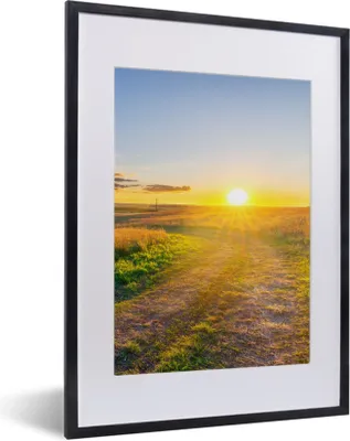 Produktbild von MuchoWow® Gerahmtes Poster Sonne - Natur - Landschaft 30x40 cm - Poster mit Schwarzem Bilderrahmen Wandposter Rahmen Foto Bilder - Wandposter Schlafzimmer