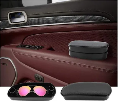 Produktbild von Famanu Auto-Aufbewahrungsbox mit verstellbarer Armlehne - Universell einsetzbar