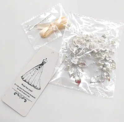 Produktbild von Vakkery Blume Braut Hochzeit Haar Rebe Perle Haarschmuck Braut Stirnband Kopfschmuck für Frauen und Mädchen (Silber)