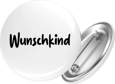 Produktbild von Huuraa Button Wunschkind Schriftzug 59mm rund mit Sicherheitsnadel Ansteckbutton Geschenkidee