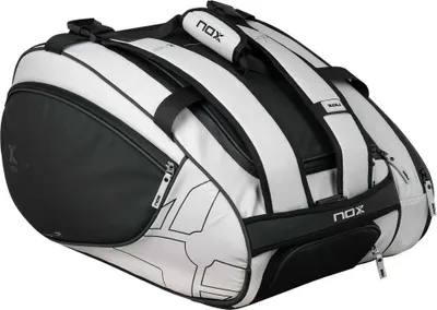 Produktbild von Nox Luxury Master Series Padelschlägertasche Schwarz Schwarz One Size