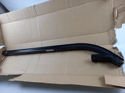 Produktbild von Original PEUGEOT 1007 Schiebetür Führungsschiene unten links 9033X4