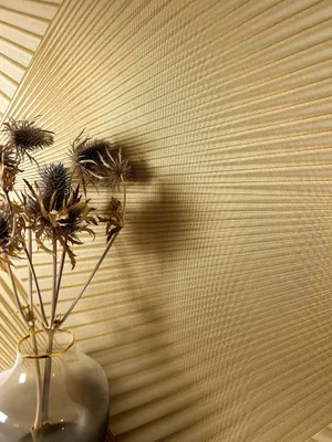 Produktbild von NEWROOM Tapete Aristeo Gold Vliestapete - Modern Grafik Linien  Germany