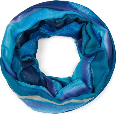 Produktbild von styleBREAKER Damen Loop Schal mit elegantem Aquarell-Farbverlauf, Leichter und weicher Schlauchschal, mehrfarbig 01017163