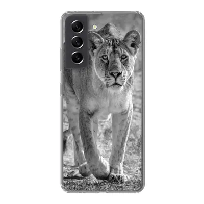 Produktbild von MuchoWow® Handyhülle Schutzhülle Hülle für Samsung Galaxy S21 FE Löwe - Schwarz - Weiß Silikon Softcase Handy Hülle - Mobiltelefonhülle