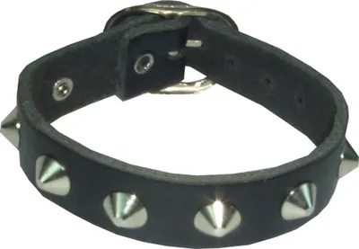 Produktbild von Schwarzes 1-reihiges Nietenarmband mit Spitznieten