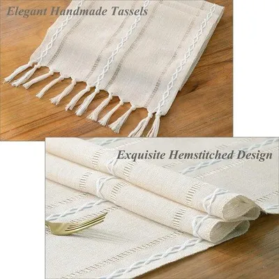Zdjęcie produktu dla Bieżnik na stół w stylu boho - ażurowy wzór - kolor ecru - długość 230 cm - z frędzlami