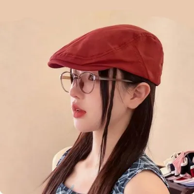 Immagine prodotto di Cappello estivo, a tesa larga, per donna, leggero e pratico.