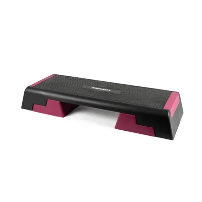 Johnson Aerobic Stepper, freigestellt auf weißem Hintergrund