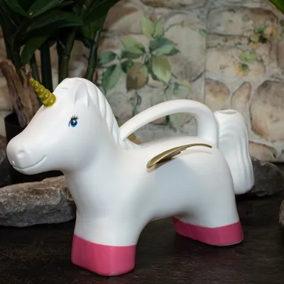 Produktbild von Fluffy das Einhorn als Kindergießkanne, Blumengießkanne, Kanne für Sandkasten