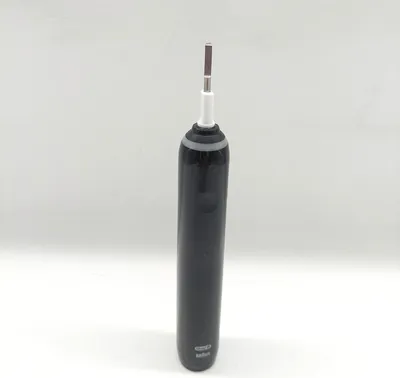 Produktbild von Oral-B PRO3 3500, Erwachsener, Rotierende Zahnbürste, Schwarz, Akku, 1 Stück(e)
