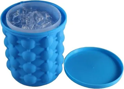 Produktbild von Eisbox / Eiskübel mit 40 Würfeln aus Silikon mit luftdichtem Deckel