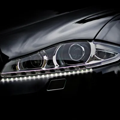 Produktbild von Flexibles LED-Positionslicht von Unitec – für markante Lichtakzente mit Straßenzulassung