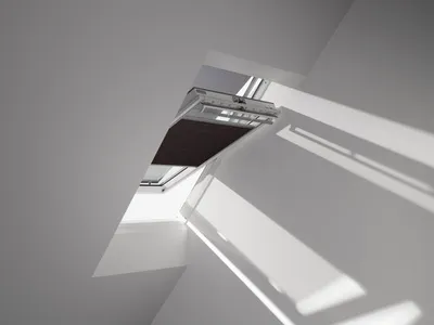 Produktbild von VELUX Vorteils-Set Hitzeschutz-Markise transparent schwarz und Wabenplissee Faltstore schwarz FOP MK12 1047S