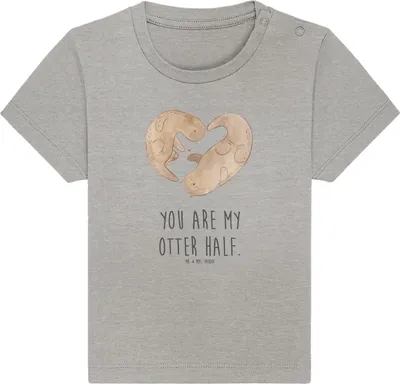 Produktbild von Mr. & Mrs. Panda  T-Shirt Otter Herz 0. - 6. Monat - Heather Grey - Geschenk, Baby Kurzarmshirt, Hochzeitstag, Babyshirt, Kinder Shirt, Top, Liebe, Oberteil