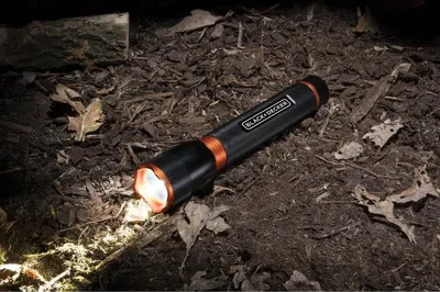 Produktbild von Taktische Aluminium-Taschenlampe 6w 350lumens black + decker