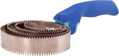 Image de Premiere Peigne à curry avec manche souple et 4 lames bleu bleu One Size