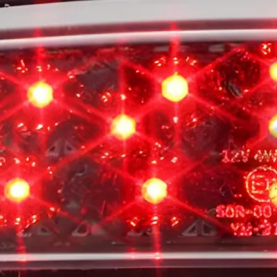Obrázek produktu pro Zadní světlo STR8, černé barvy, LED, kompatibilní s motocyklem Yamaha Slider 50, vyrobené do roku 2004