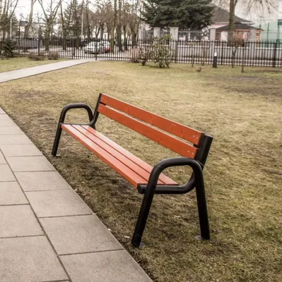 Obrázek produktu pro REKORD Zahradní lavička Spartan, 196 cm. Odolná parková lavička z dřeva a pozinkované oceli. Venkovní lavička z mahagonu s opěradlem, vhodná do zahrady nebo na terasu