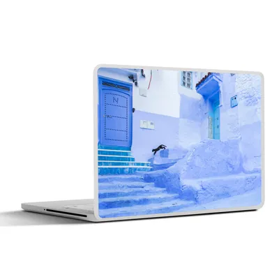 Produktbild von MuchoWow® Laptop Aufkleber Sticker Cover Straße - Blau - Türen - Architektur 25x18 cm - Laptop-Deko