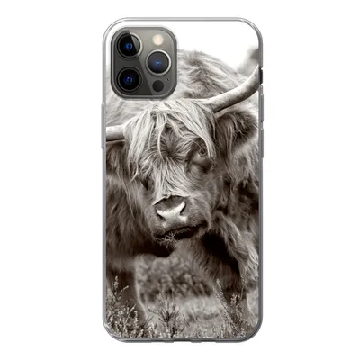 Produktbild von MuchoWow® Handyhülle Schutzhülle Hülle für iPhone 13 Pro Schottischer Highlander - Schwarz - Weiß - Hörner Silikon Softcase Handy Hülle - Handy-Tasche