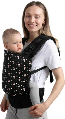 Produktbild von Famanu Tragehilfe für Kinder von 7-15 kg - Vorne und hinten tragbar - Verstellbare Riemen - Handgemacht aus 100% Baumwolle - Maschinenwaschbar