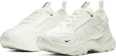 Produktbild von Nike TC 7900 Sneakers Damen