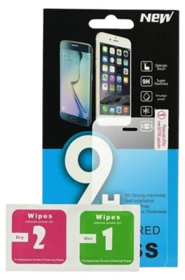 The image shows the packaging of a screen protector for a smartphone, along with two cleaning wipes.
