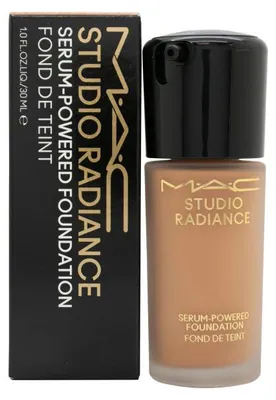 Produktbild von MAC Studio Radiance Serum-Powered Foundation