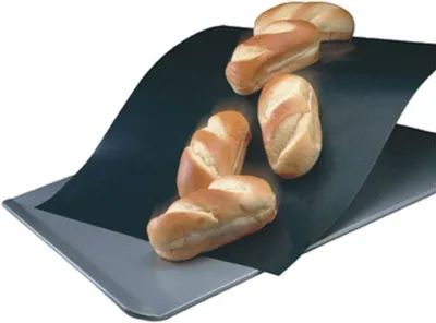 Produktbild von 2er Set culinario Dauerbackfolie, 33 x 40 cm, antihaftbeschichtet, bis 260 °C erhitzbar, als Backpapier Ersatz verwendbar