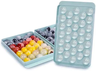 Immagine prodotto di Stampo per cubetti di ghiaccio con coperchio – 33 cubetti rotondi – Senza BPA e impilabile – Per whisky e cocktail – Blu – Formato grande