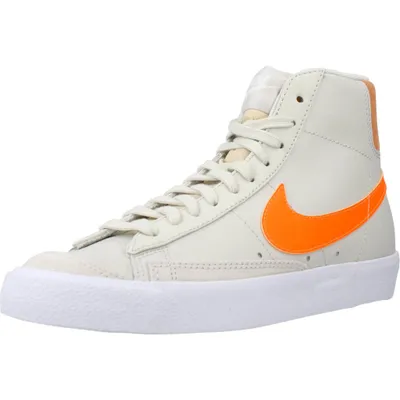 Imagen del producto de Nike Blazer Mid '77 en color beige claro (para mujer) - Talla EU 36
