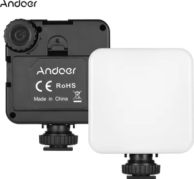 Produktbild von Andoer KM-72B Mini-LED-Videolicht RGB-Farbe Multifunktionale LED-Einfuellleuchte mit kaltem Schuh und Typ-C-Stromanschluss Einstellbare Farbtemperatur Kompatibel mit Canon Nikon Cameas
