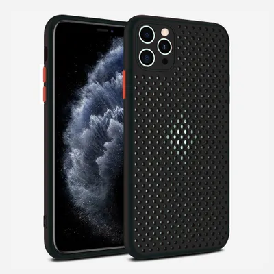 Immagine prodotto di Smartphonica Custodia in silicone per iPhone 11 Pro Max con fori - Nero