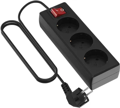 Imagen del producto de Regleta de enchufes triple con interruptor, 5 metros, color negro, 3680 W