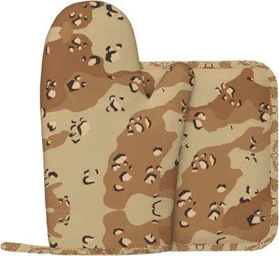 Produktbild von Set aus Ofenhandschuh und Topflappen mit Wüstentarnmuster, rutschfest und hitzebeständig, aus Silikon für Küche, Grillen und Kochen