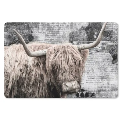 Produktbild von MuchoWow® Schreibtischunterlage Schottischer Highlander - Kuh - Retro 60x40 cm - XXL Mauspad - Großes Mauspad