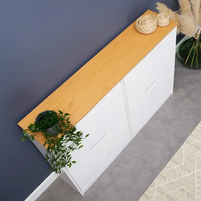 Produktbild von Schuhschrank BASIL, schöner Schuhkipper mit 4 Klappen, praktische Schuhkommode aus Kiefer in weiß/braun