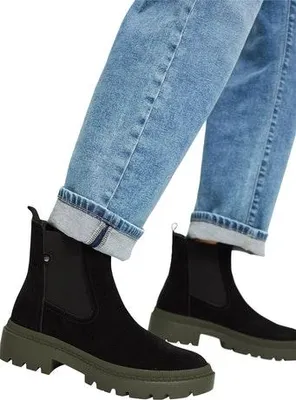Produktbild von Casual Shoes MAINLINE 082EK1W318/E001 BLACK HW 22/23, Spocc:39