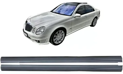 Imagen del producto de Faldones laterales para Mercedes Clase E W211 (2003-2009) con diseño deportivo.
