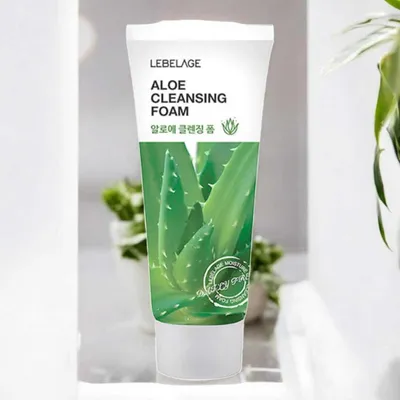 Obrázek produktu pro LEBELAGE - Aloe Cleansing Foam - Zklidňující čisticí pěna s Aloe Vera - 180 ml
