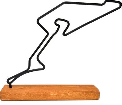Produktbild von Model F1 Nürburgring GP, socha trate Formuly 1, nápad na darček pre fanúšika Formuly 1 Závit trate F1 na drevenom podstavci, dekorácia do izby pre fanúšika F1