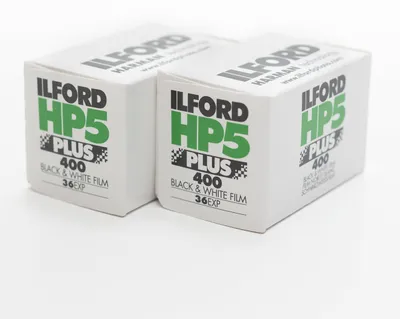 Immagine prodotto di Carta fotografica in bianco e nero - 35 mm, ISO 400, 36 scatti, confezione da 2