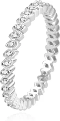 Produktbild von Beautiful silver ring with zircons AGG376L - Circuit: 52 mm