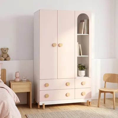 Produktbild von Kinderkleiderschrank 'Vaarentaa' mit 2 Türen 4 Schubladen 156 x 90 x 41 cm Weiß / Baumwolle Candy