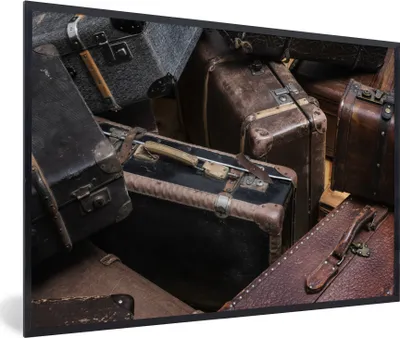 Produktbild von MuchoWow® MuchoWow® Gerahmtes Poster Reisekoffer - Leder - Vintage 30x20 cm - Poster mit zchwarzem Bilderrahmen - Kunstdruck - Bild-Poster